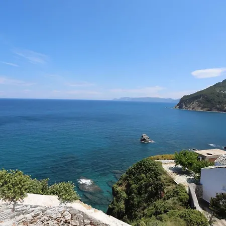 Villea Seaview Skopelos